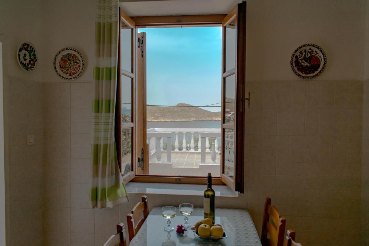 Villa Niovi Chalki Town Exterior foto